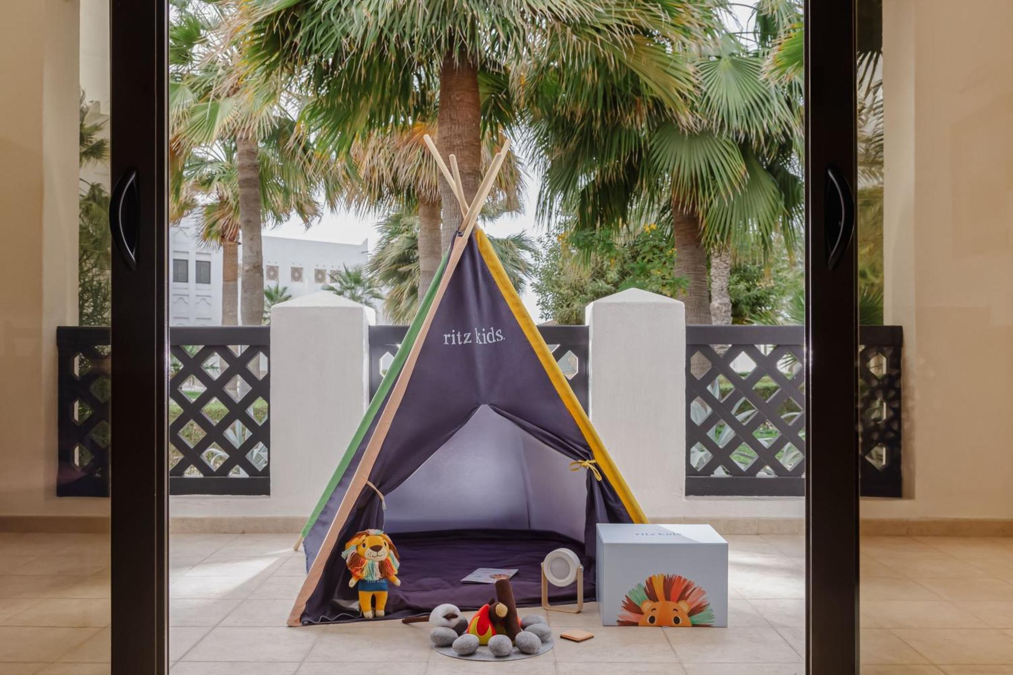 Sharq Village & Spa, A Ritz-Carlton Hotel Doha Ngoại thất bức ảnh Ritz Kids tent at The Ritz-Carlton, Dubai