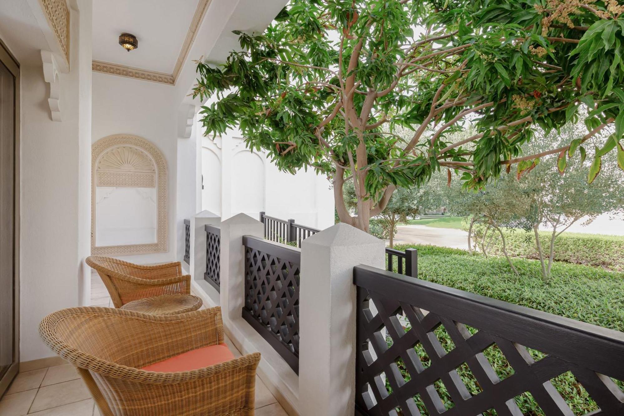 Sharq Village & Spa, A Ritz-Carlton Hotel Doha Ngoại thất bức ảnh