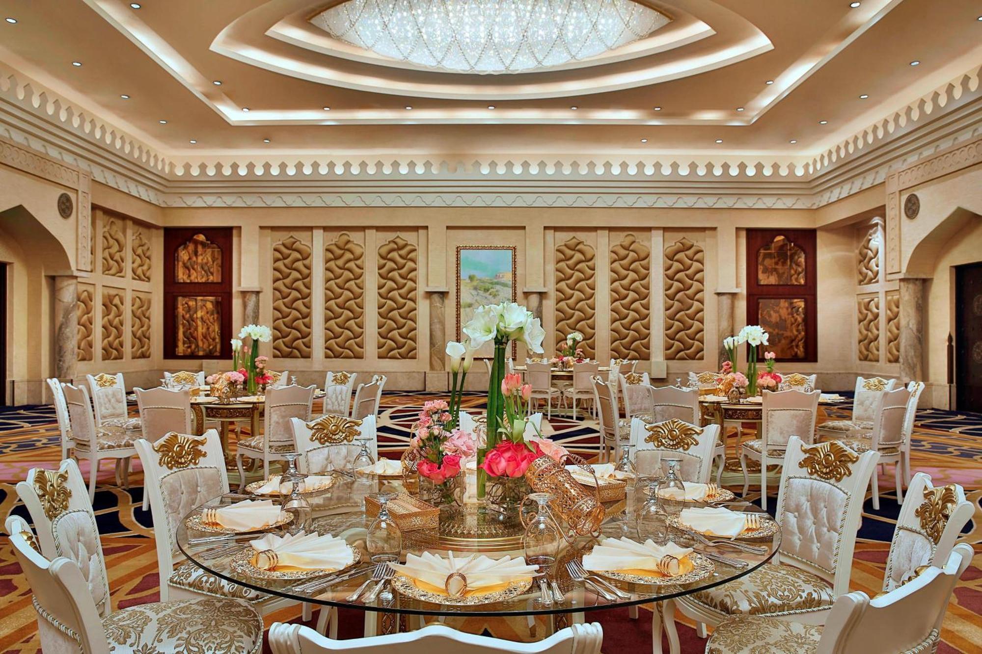 Sharq Village & Spa, A Ritz-Carlton Hotel Doha Ngoại thất bức ảnh The ballroom
